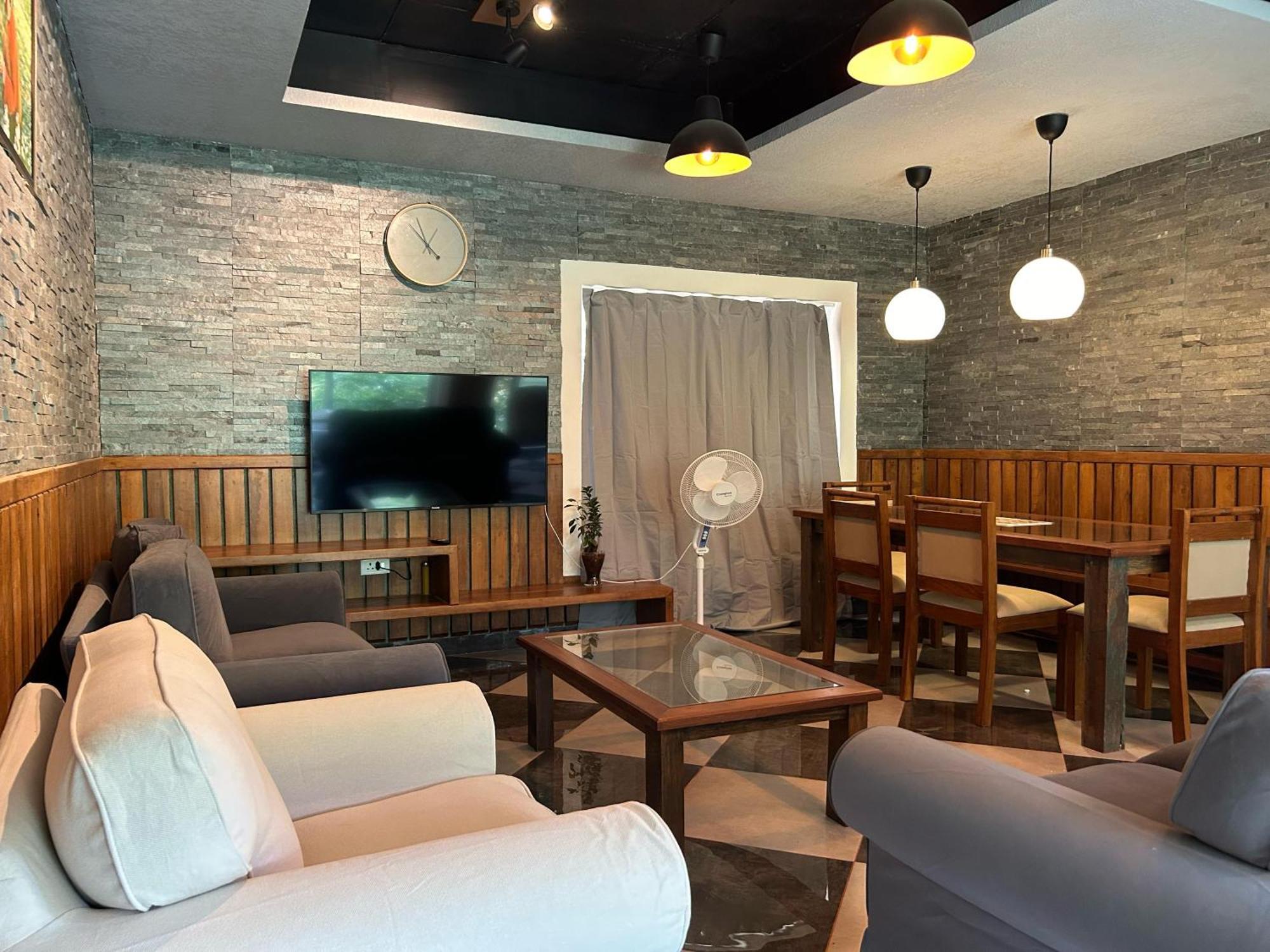 Apartmán Kv By Halcyon Traveltech Anachal Exteriér fotografie